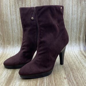 Isaac Mizrahi brown faux suede or suede ankle boots Size 9.5